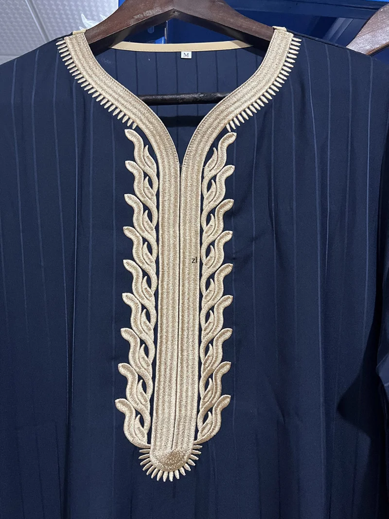 2023 Spring Summer Muslim Men Fashion Long Sleeve V-neck Polyester embroidery Jubba Thobe Muslim Men Clothing Muslim Abaya