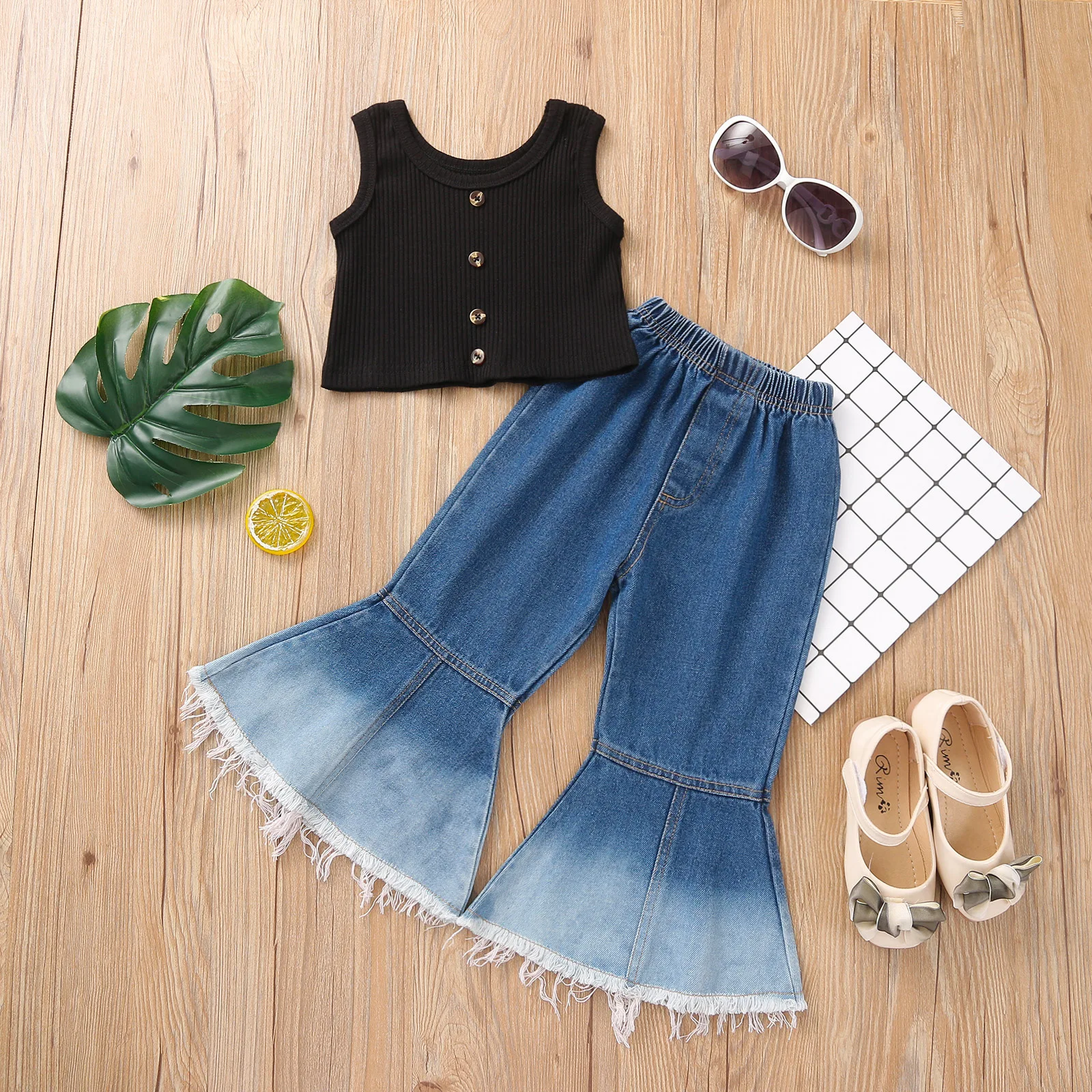 

Children's Wear New Spot Sleeveless Pit Tops Small and Medium-sized Girls with Gradient Horn Denim Trousers Children's Suit