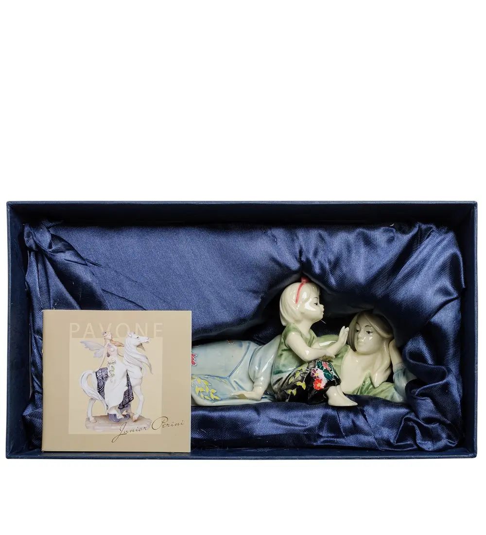 Статуэтка &quotЖенские секреты&quot Pavone |