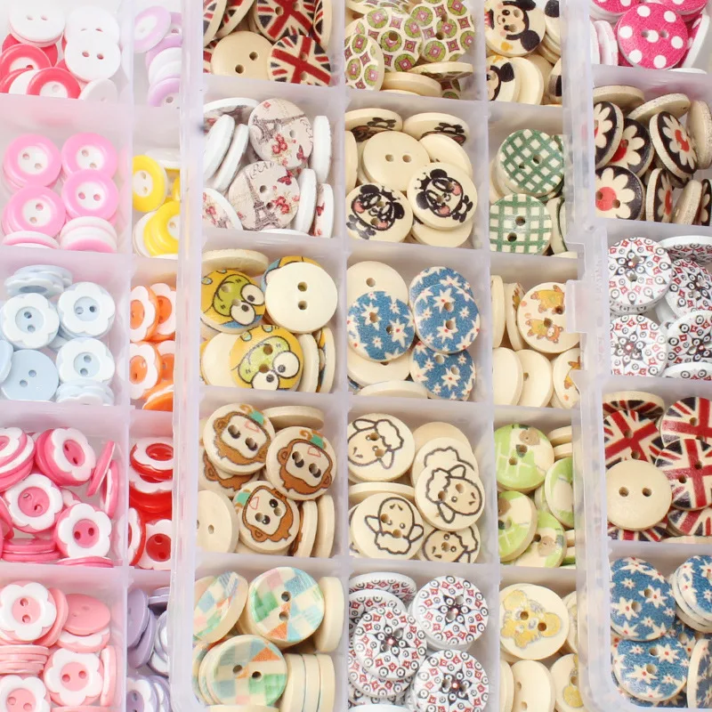 

Fashion Boxed 225 pcs Cute Cartoon Children's Wooden Button Handmade DIY Material Kindergarten Baby Clothes Sweater Buttons