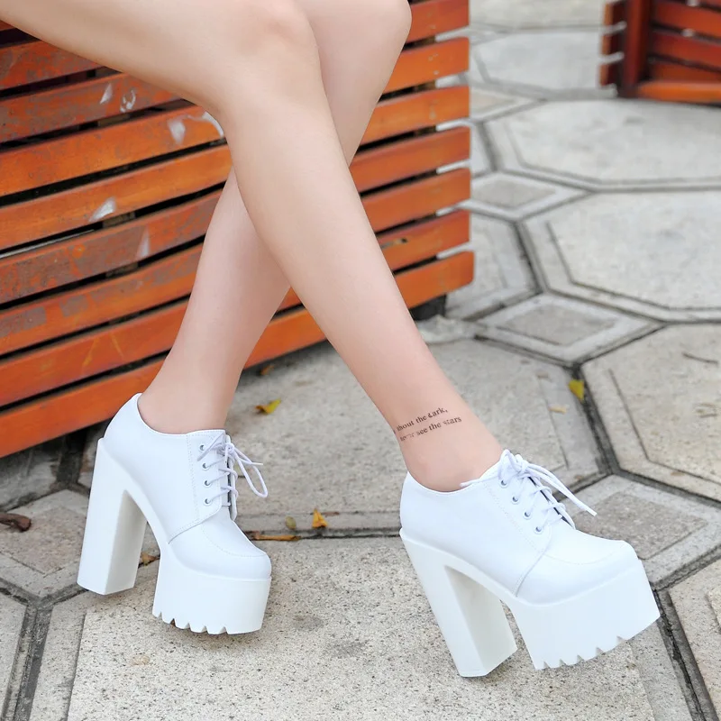 Женские резиновые сапоги с круглым носком осенняя обувь на шнуровке роскошные