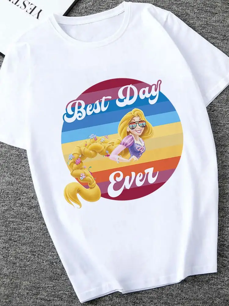 Футболка женская Дисней Покахонтас с солнцезащитными очками принцесса новые