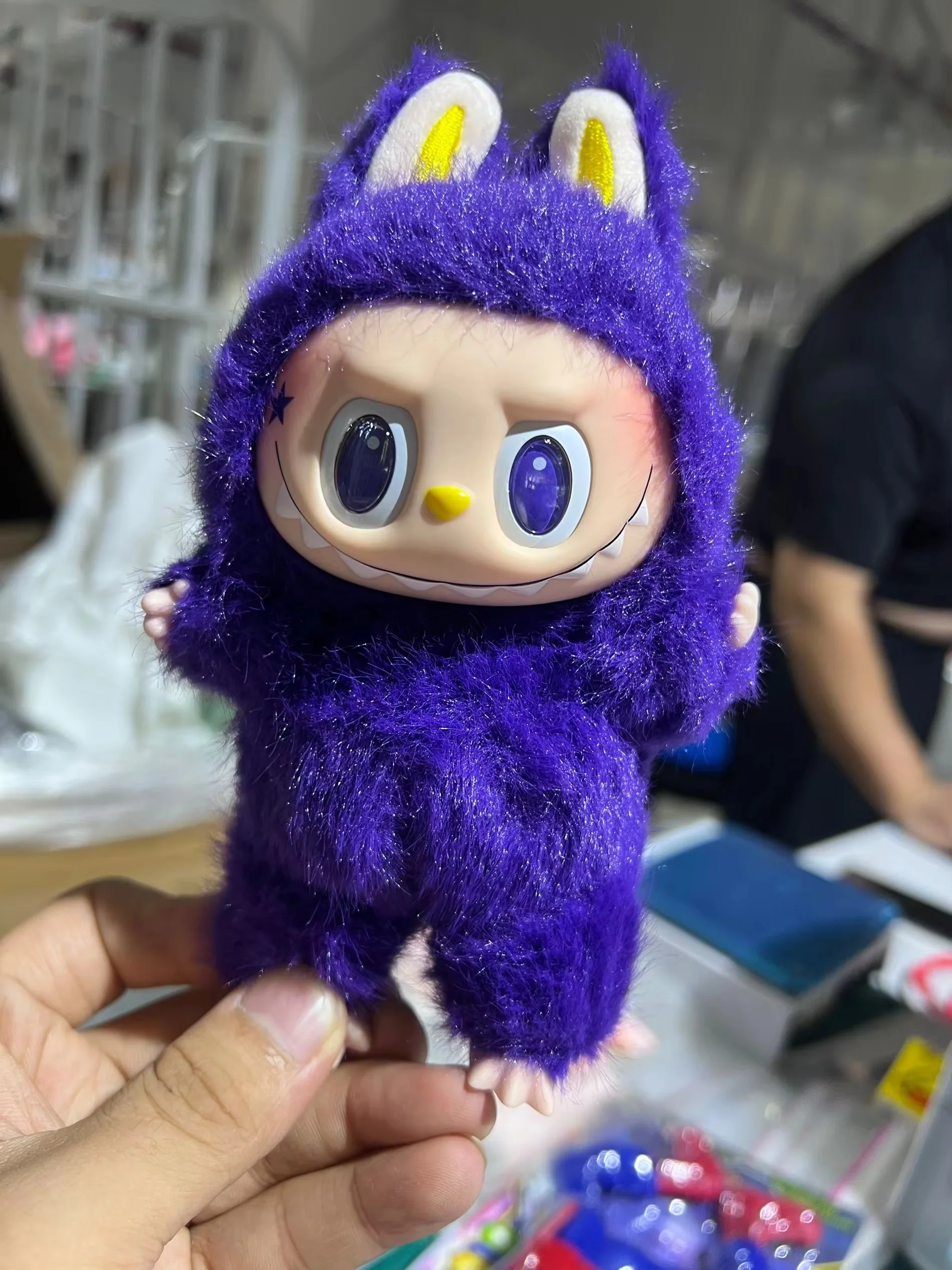 Коллекционная фигурка миланца Labubu 17 см