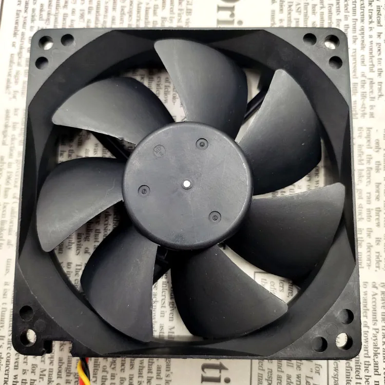 

NIDEC D09A-12PM 03A 9025 12V 0.10A 3-WIRE SILENT DOUBLE BALL COOLING FAN