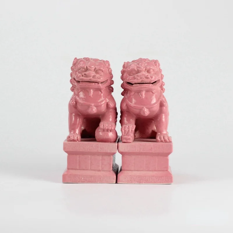 

Jingdezhen Ceramic Sculpture Lion Dog High Temperature Color Silver Gold Green Lion Pair