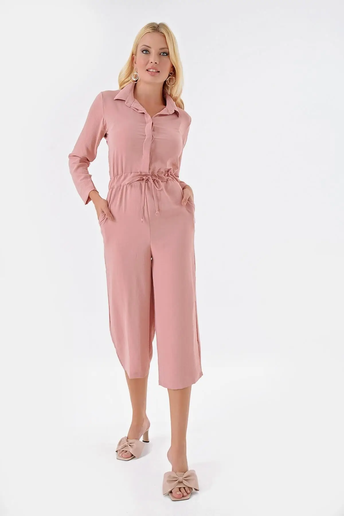 

Women's Overalls Powder Buttoned Jumpsuit Hot Style Quality Fabric Sleeveless Baggy Trousers Casual Jumpsuit