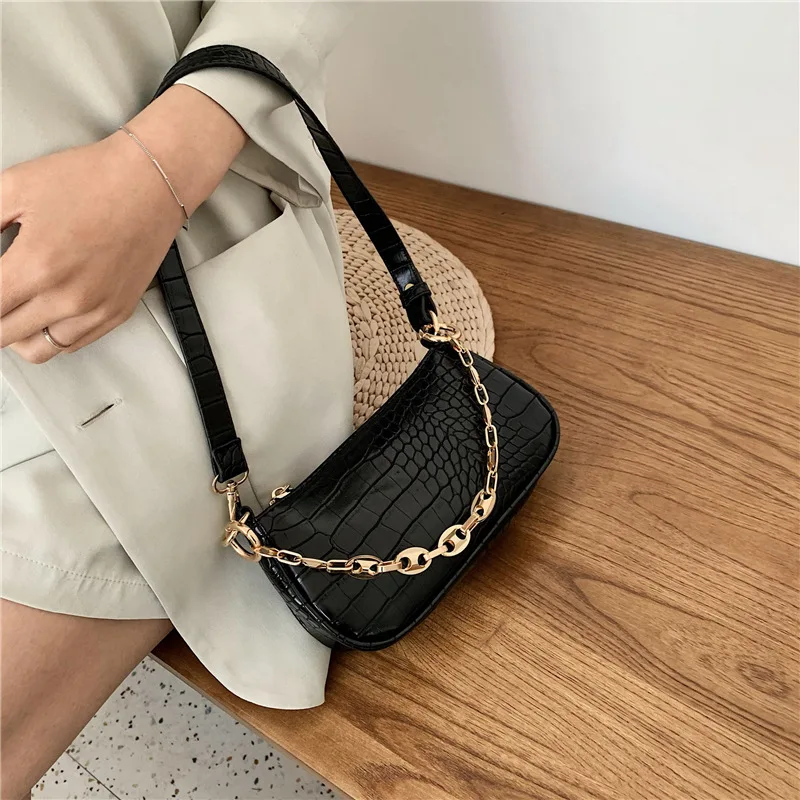 

2022 New Fashion Popular Small Mini Shoulder Bag For Women's Simple Single Underarm Bag Luxury Designer Messenger Chain Bag