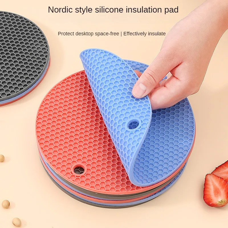 

Silicone Mat Coaster Food Grade Material Placemat Non-slip Table Mat Kitchen Accessories Gadgets Round Cup Mat