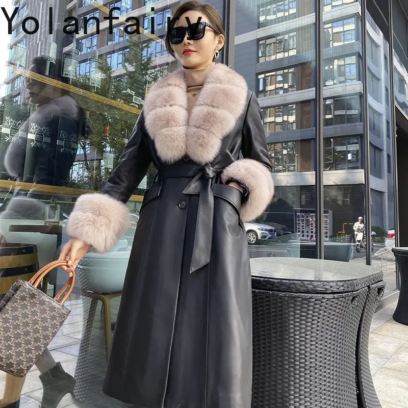 Женский Длинный тренчкот из натуральной воловьей кожи с лисьим меховым