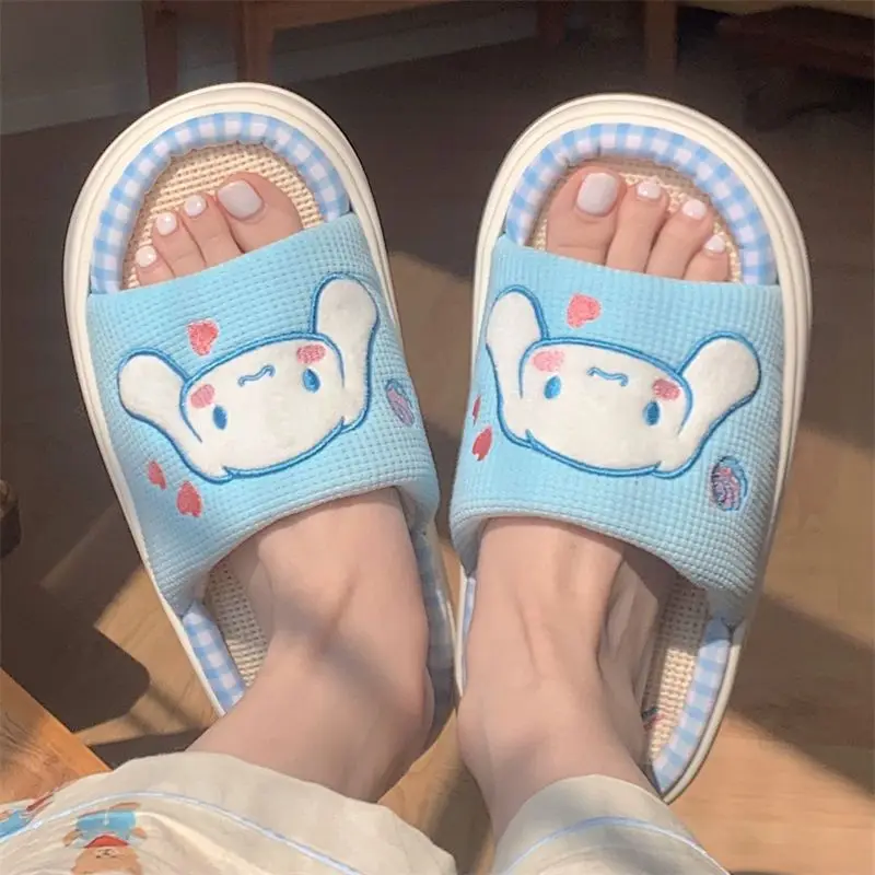 

Sanrio Spring and Autumn Breathable Lightweight Cute Hellokitty Cotton and Linen Home Women Cinnamoroll Sandals Slippers fashion