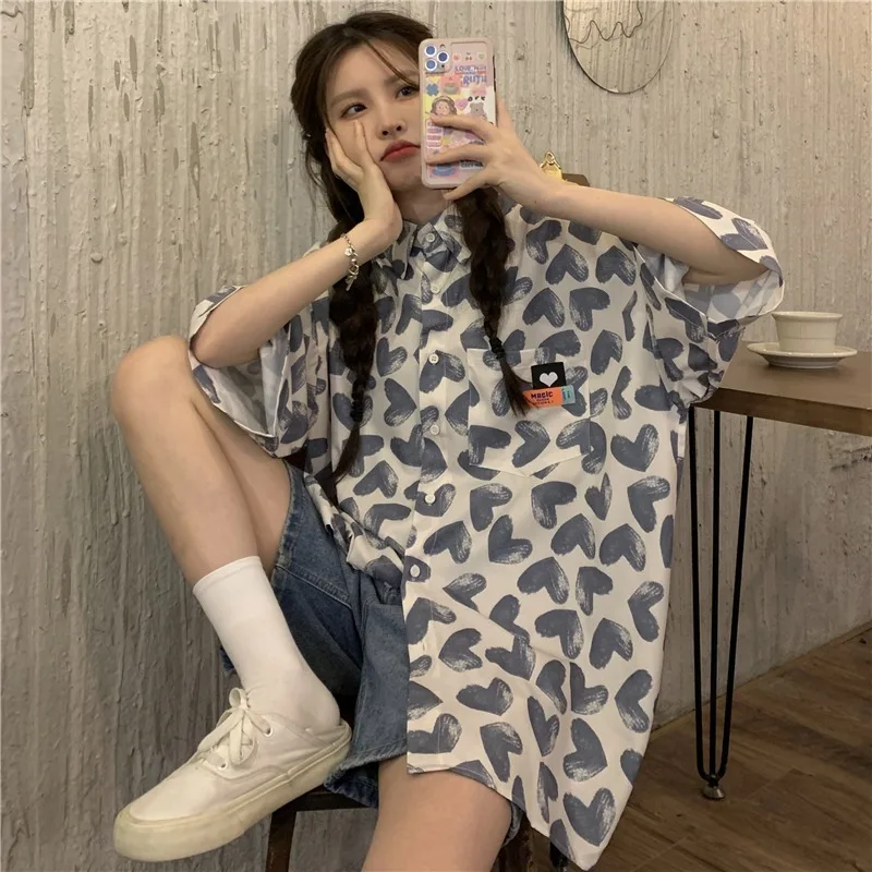 

Women's T-shirts Tops Japanese Kawaii Ulzzang Vintage Heart Print Loose Lazy Tshirt Female Korean Harajuku Clothes For Women