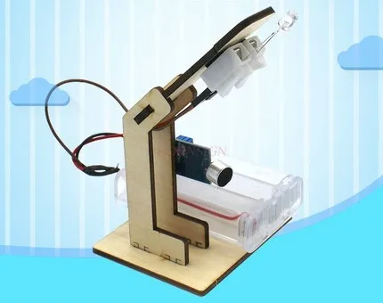 Физическая интересная автоматическая индукционная модель света с голосовой
