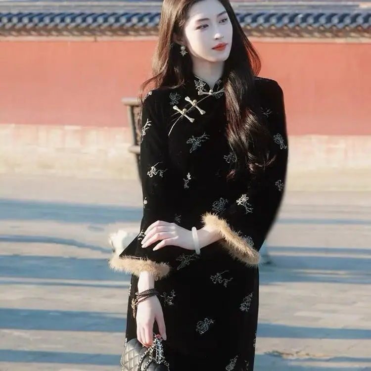 Ling Qian Zihe Yumo 2024 новое облегающее платье Cheongsam в китайском стиле ретро из двух