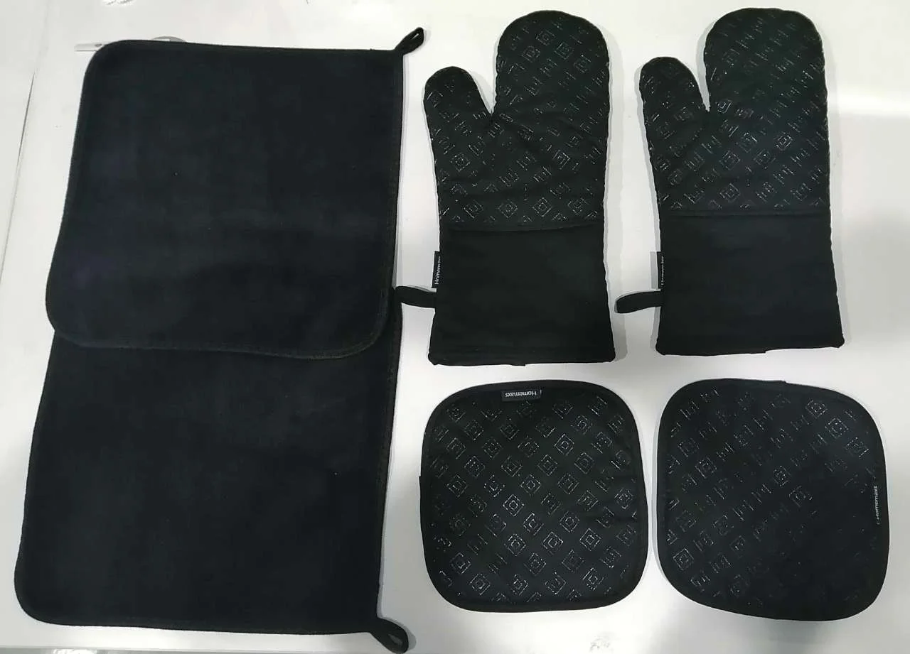 

2PCS Oven Mitts with 2PCS Heat Resistant Pot Holder Pad Oven Gloves (Black)