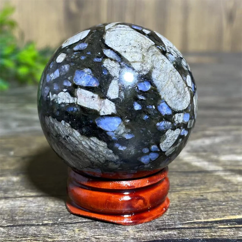 

Ледяной хрустальный шар DriB