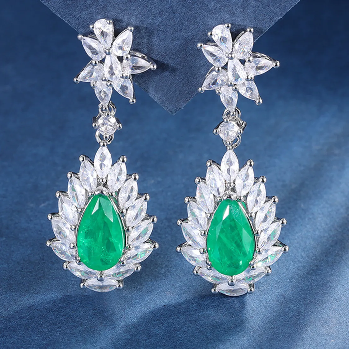 

Green Yellow Blue Sparkling Flower Water Drop Women‘s Earrings Fashion Cubic Zirconia Dangler Eardrop For Female Wedding Jewelry