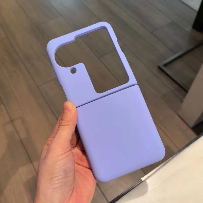 Фото Настоящий жидкий силиконовый чехол для Oppo Find N3 Flip с эффектом «детской кожи» и внутренней подкладкой из микрофибры №1