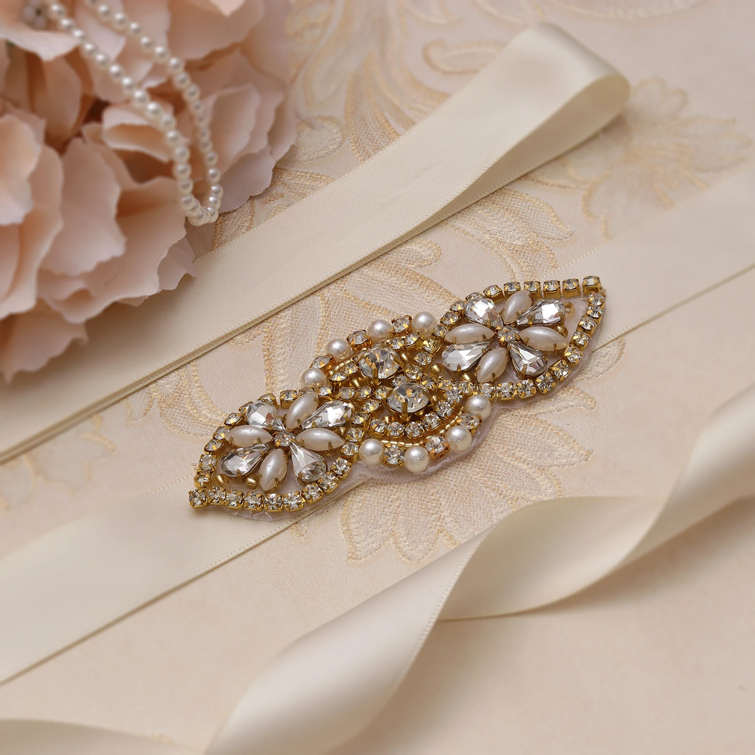 

MissRDress Rhinestones Wedding Belt Gold Crystal Bridal Sash Pearls Bridal Dresses Belt For Wedding Accessories JK884