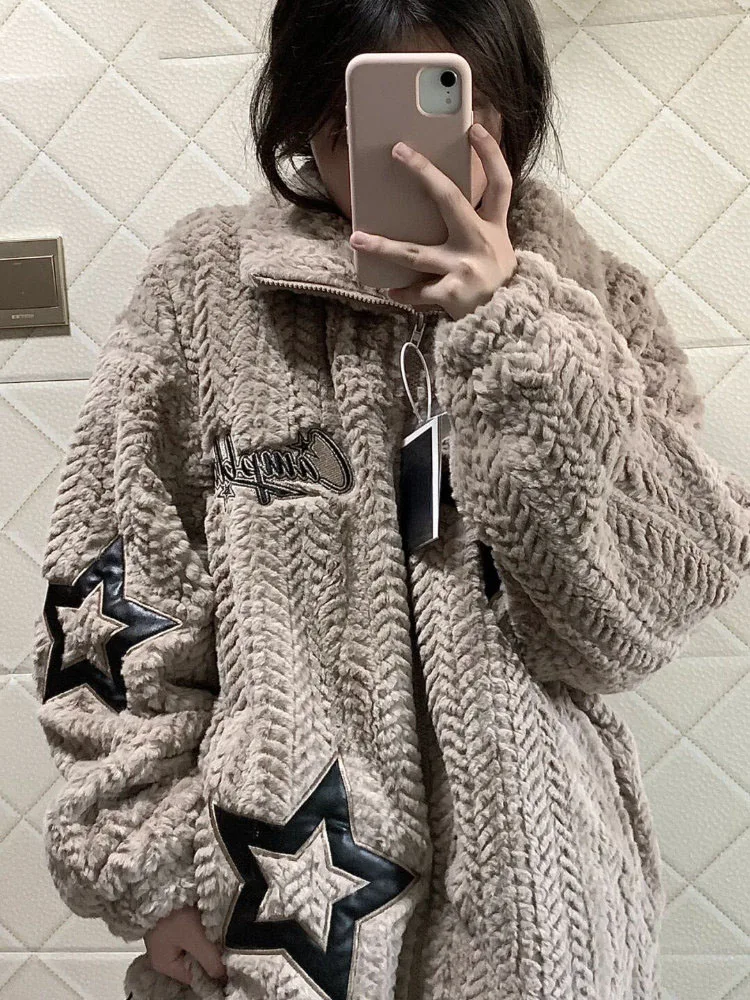 

Женская куртка из овечьей шерсти в стиле Харадзюку