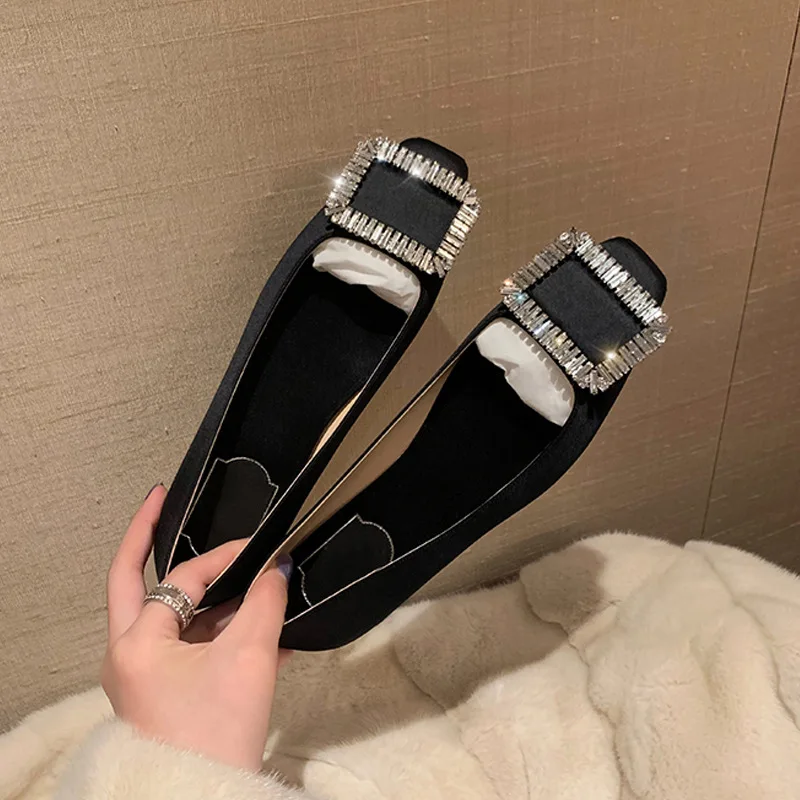 

2023 Брендовые женские лоферы с классической пряжкой, шелковые удобные мокасины на плоской подошве, слипоны, женские балетки, Женская офисная...