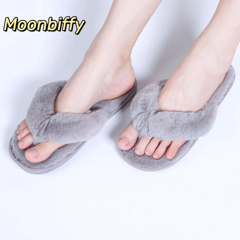 

Женские домашние тапочки из искусственного меха, на плоской подошве