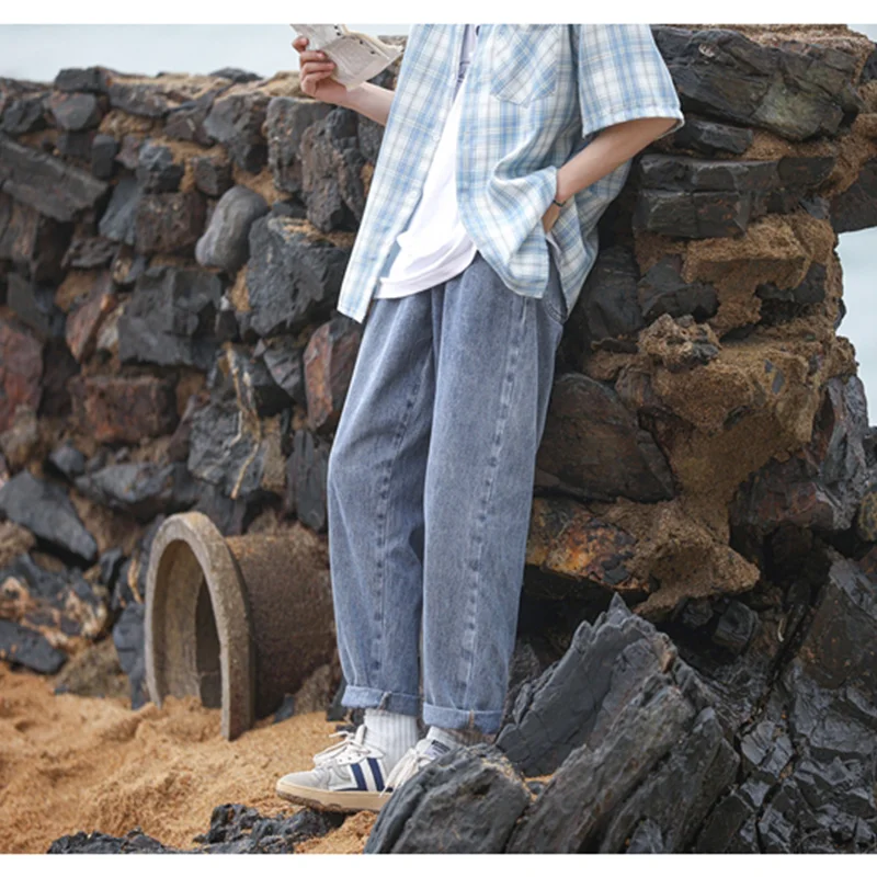 Men's Wear 2022 Autumn New Straight Loose Cylinder Jeans Vintage Comfortable Blue Temperament Nine Points Harun Trousers Female