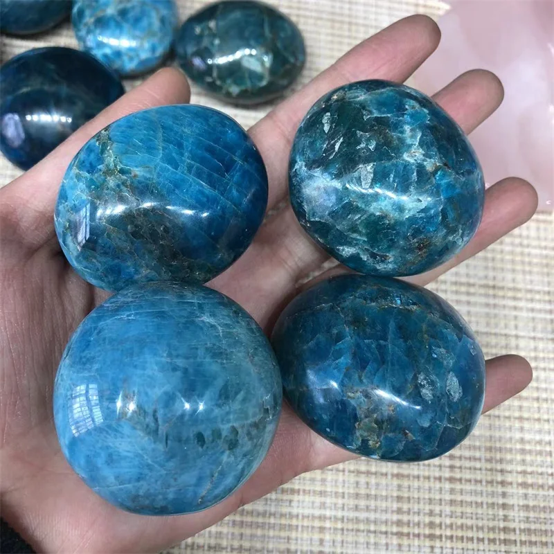 

Polished Apatite Palm Stones Quartz Crystals Natural Healing Reiki Massage Gemstones Home Decoration
