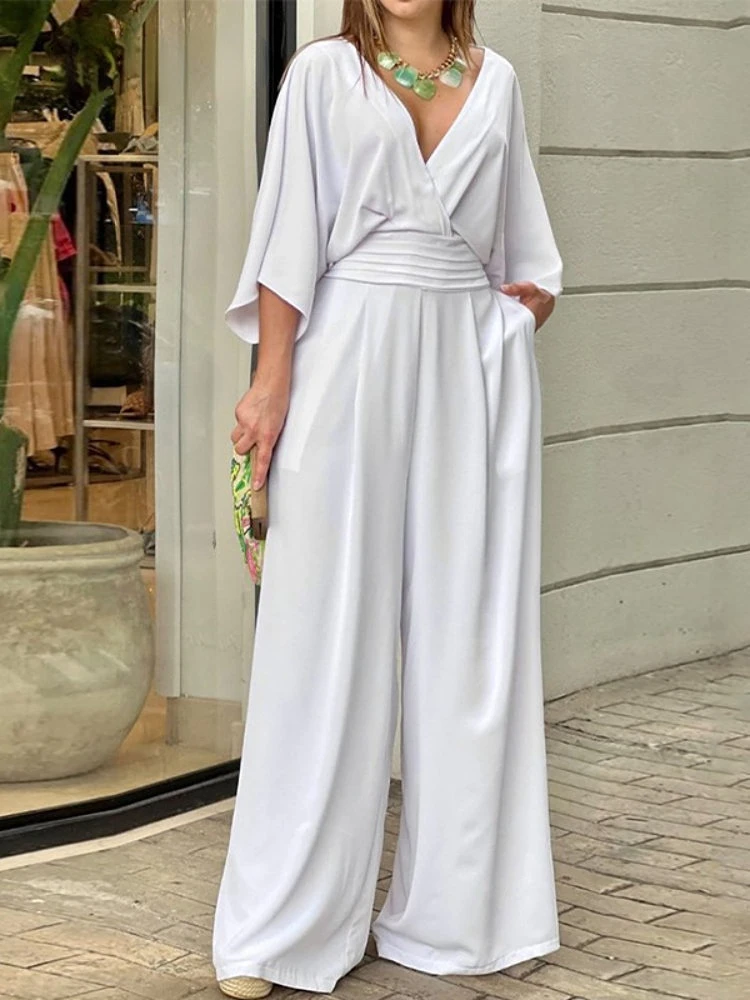 Spring Summer 2023 New Fashion Street Clothing Women Solid Color Jumpsuit Casual Short-sleeved Loose Jumpsuit Women Clothing.