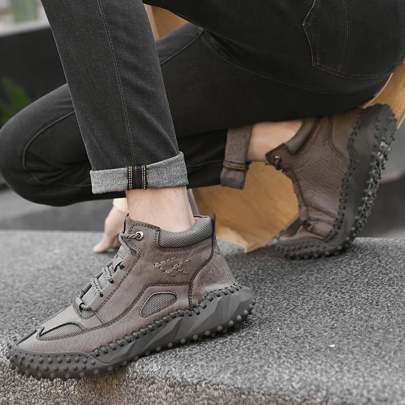 Xiaomi Winter Outdoor Hiking Shoes Men Fashion Casual Shoes Leather Handmade High Top Sneakers Anti-Slip Wear Plush Sports Shoes