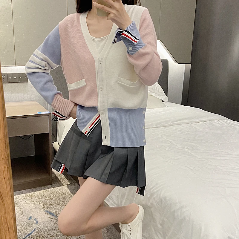 

TB Pink Color Blocking V Neck Knitted Cardigan Women's Sweet College Style Four Candy Long Sleeve Coat Autumn