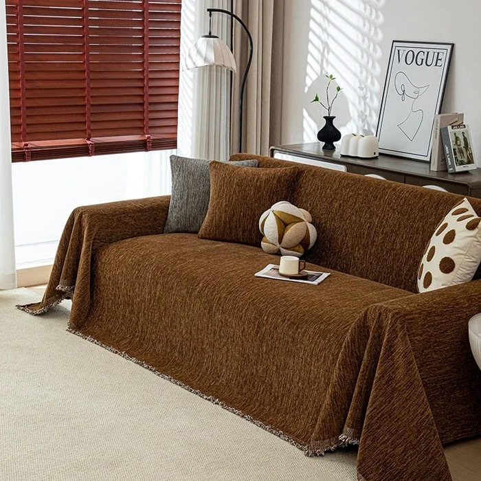 

Черный чехол для дивана из полиэстера