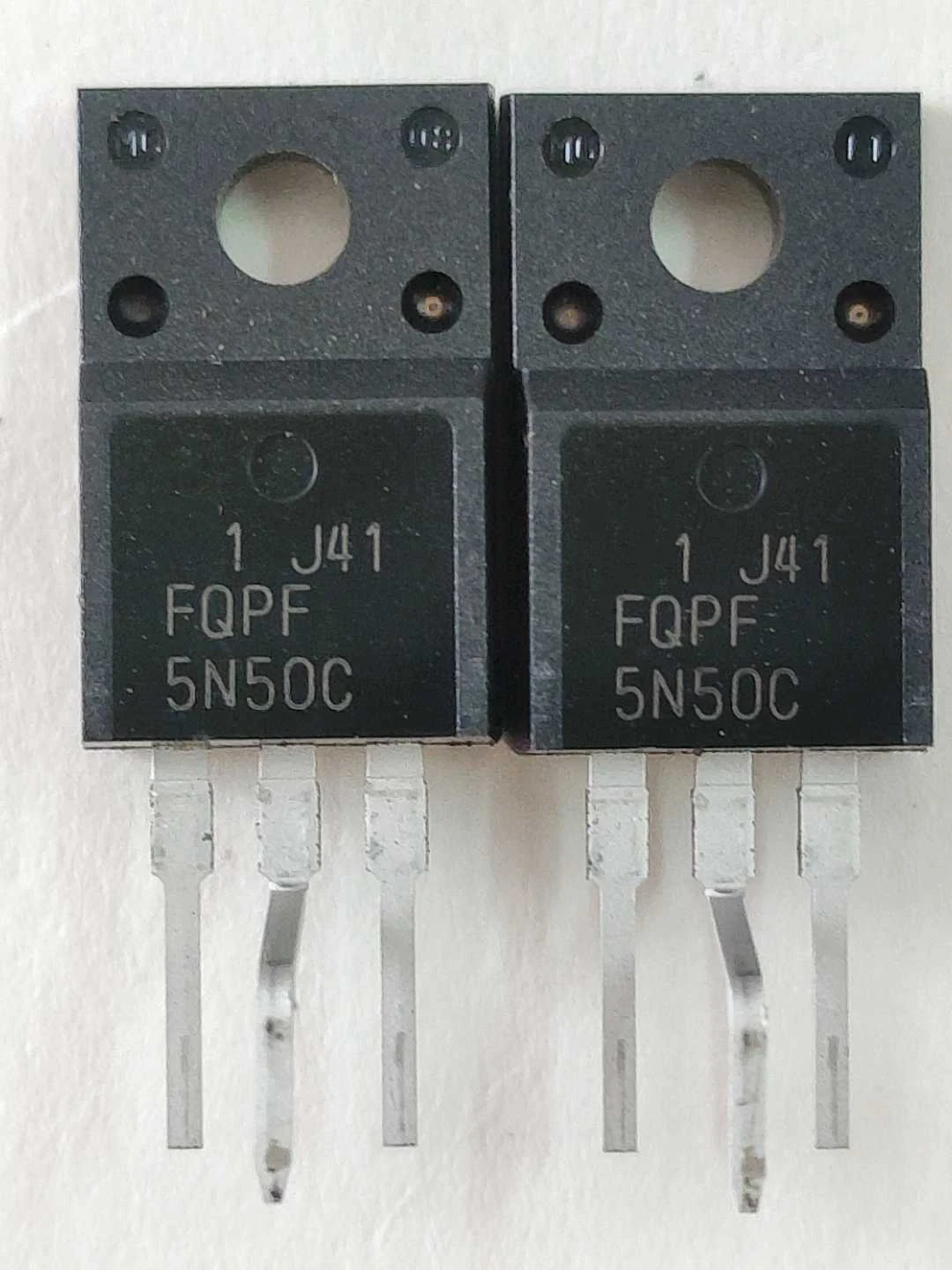 

10 шт. FQPF5N50C TO220F FQPF5N50 TO-220F 5N50 KF5N50 5N50C в наличии