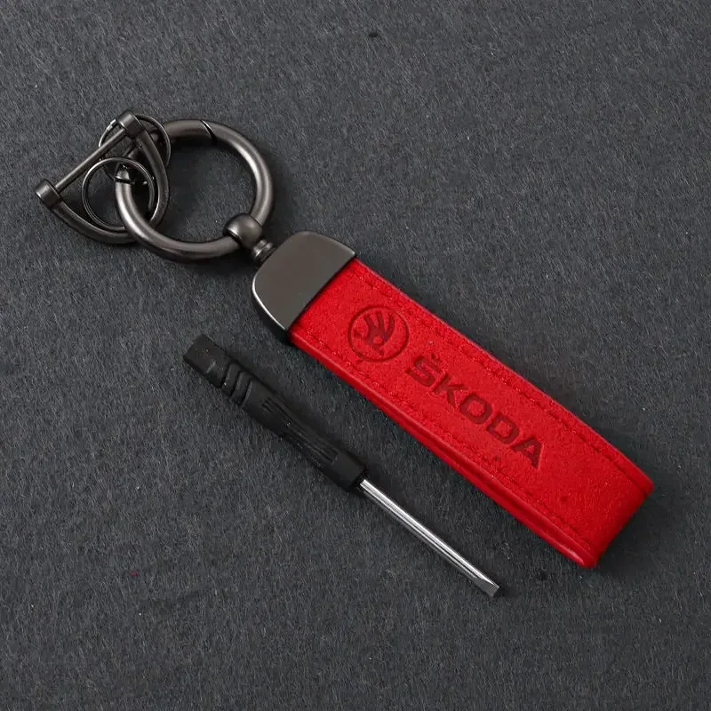 

Металлический автомобильный брелок с пряжкой для ключей, подвеска для Skoda Rapid Felicia Kodia Kamiq Yeti Karoq Fabia 2 Superb Octavia A7 Tour Decoration