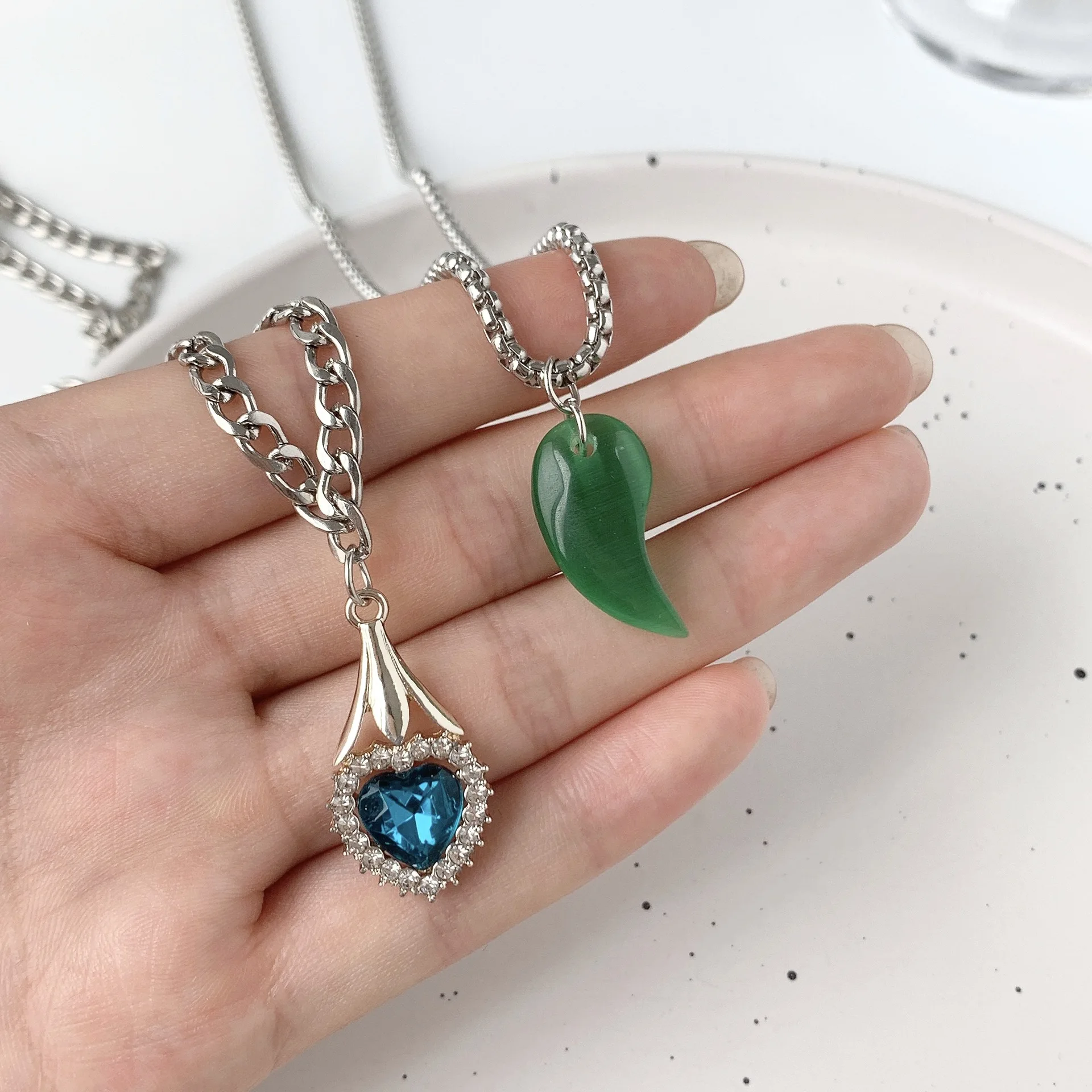 

Fashion Cross Pendant Necklace Women Men Stainless Steel Link Chain Charm Necklace Cool Boys Girls Punk Hip Hop Jewelry Gift