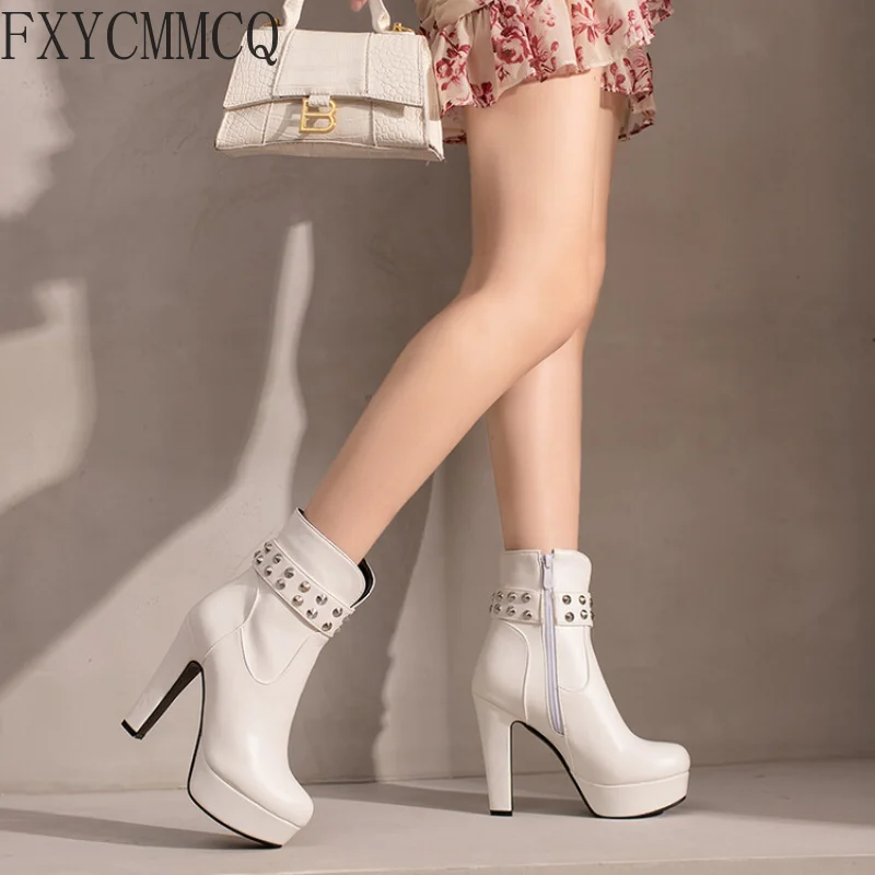 FXYCMMCQ 2022 Autumn New Round Toe High-heeled Fashion Boots Rivets Large Size Temperament Commuter Women's Shoes 33-64
