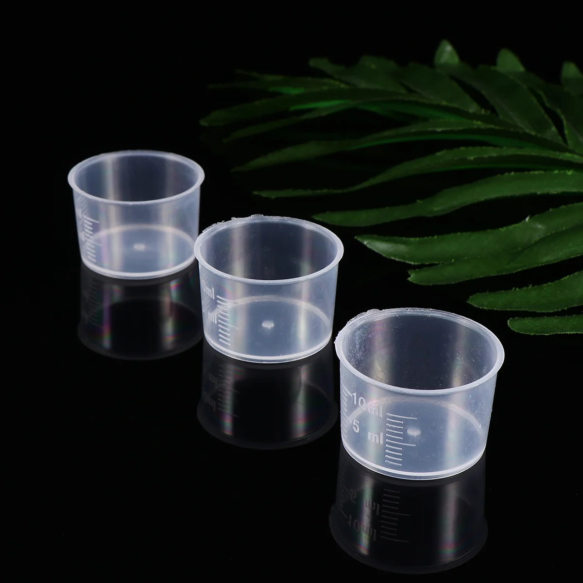 

100pcs 10ml Disposable Measuring Cups Thickened Clear Plastic Liquid Volumetric Measurement Cups Tools and scales