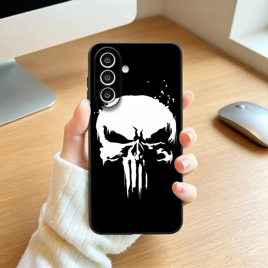 Фото Чехол для телефона The Punisher для Samsung Galaxy A57 A15 A05 A73 A51 A37 A23 A06 A55 A53 A17 A52 A36 A25 A16 A70 A12 A41 A50 A13 №1