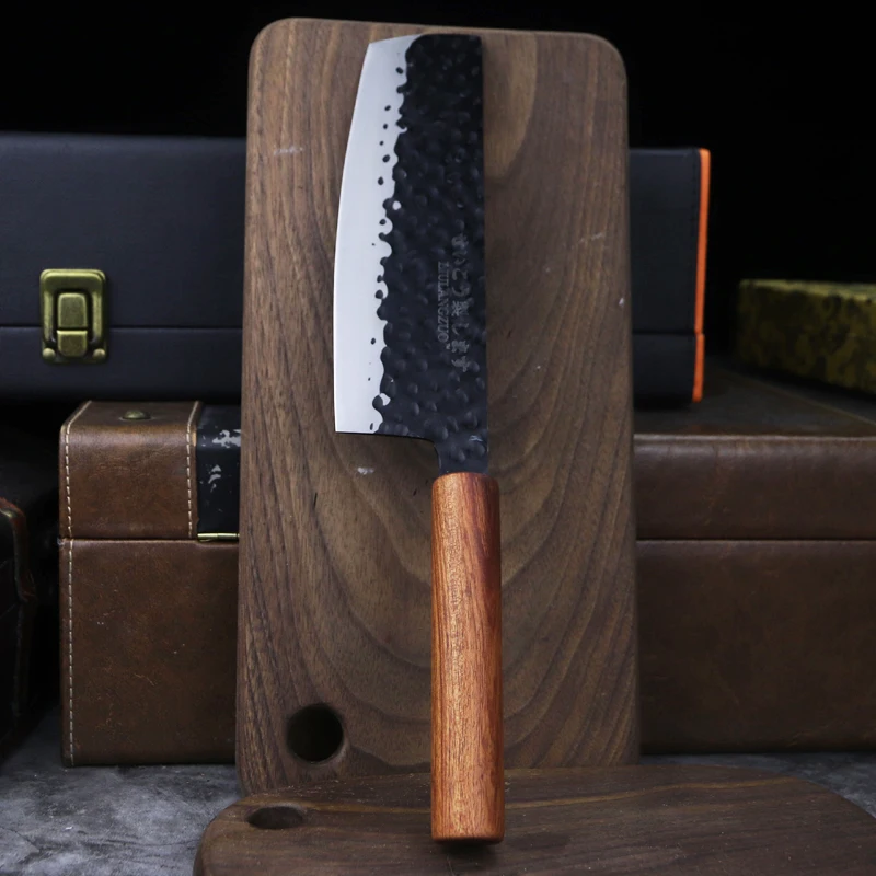 Маленький кухонный нож с зернистой структурой из нержавеющей стали для резки