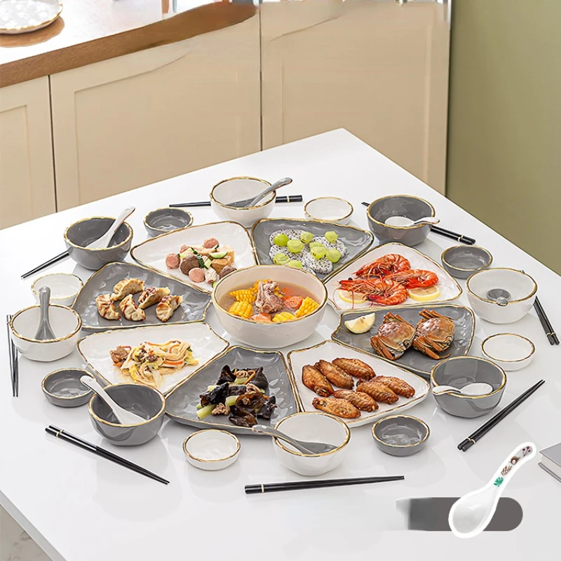 

Compartment Ceramic Dinner Plates Set Food Full Tableware of Plates Sets Children Original Dishes Platos Vajilla Cutlery Set