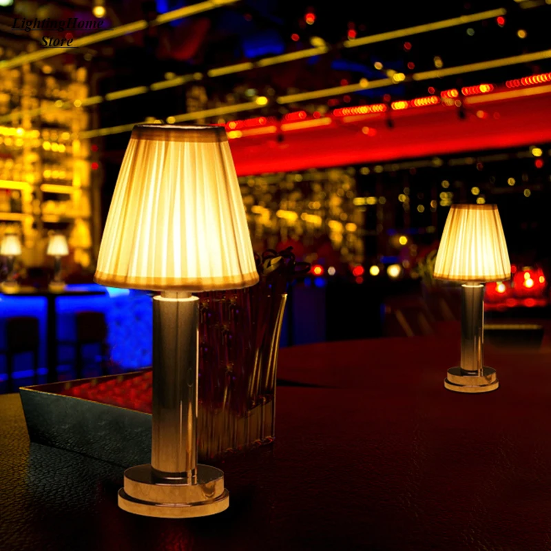 

USB Restaurant Atmosphere Table Lamp Nordic Bar night Lights for Coffee Bedroom Art Decor Lighing Fixtures Modern LED Desk Lamps