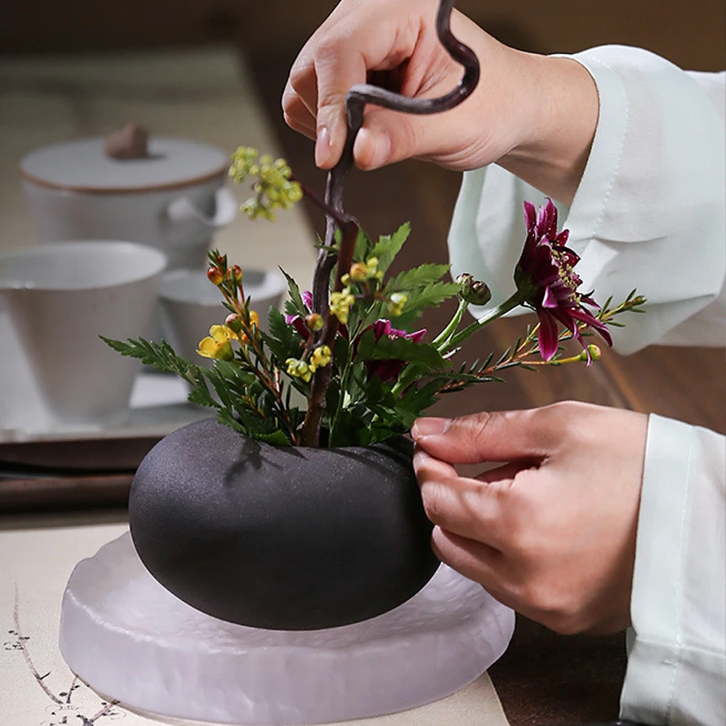 

Flower Arrangement Kit Pebble Ceramic Planter Frog Needle Holder Pot
