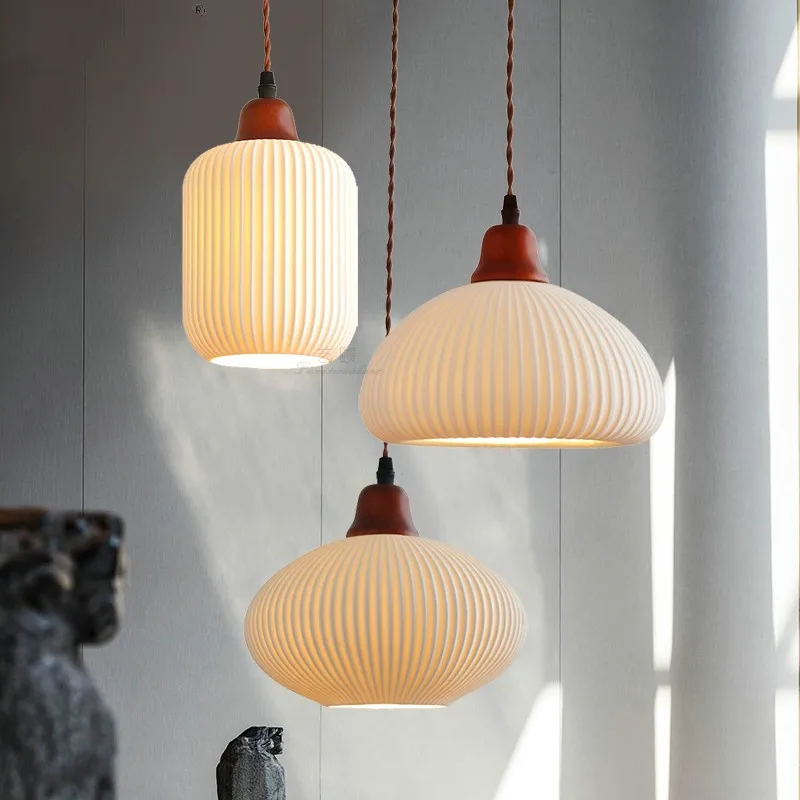 

French style restaurant solid wood chandelier creative ceramic dining hall bar lamp modern simple bedroom bedside lamp