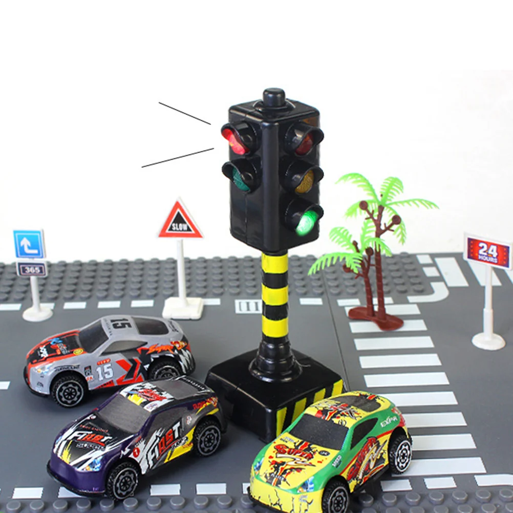 Рисунок 2 - Детские модели дорожных знаков