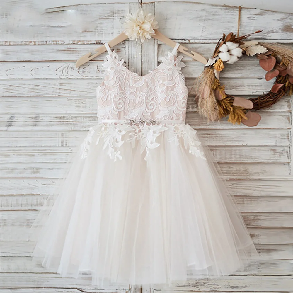 

White Lace Flower Girl Dresses 2023 V Neck Belt Tulle Pageant First Communion Dress Prom Gown Princess Baby Child Party Gowns