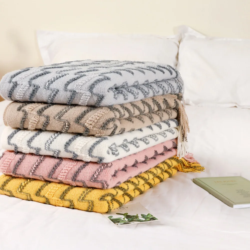 

Knitted Nordic Style Sofa Cover Blanket, Piano Cover Fabric,Nap Tassel Wool Thread Blanket, Bed End Decorative Towel Shawl