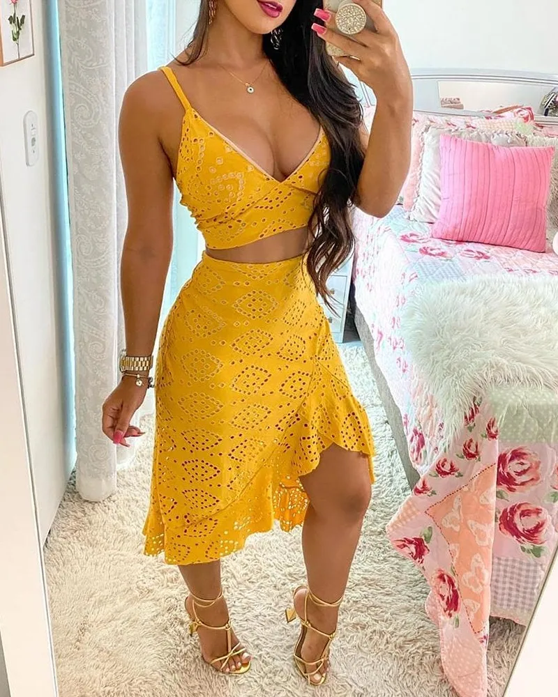 

2022 Summer New Ruffle Cami Crop Top & High Waist Pink Black Skirts Suit Women Sexy Hollow Out Yellow Skirt Set Two Piece Sets