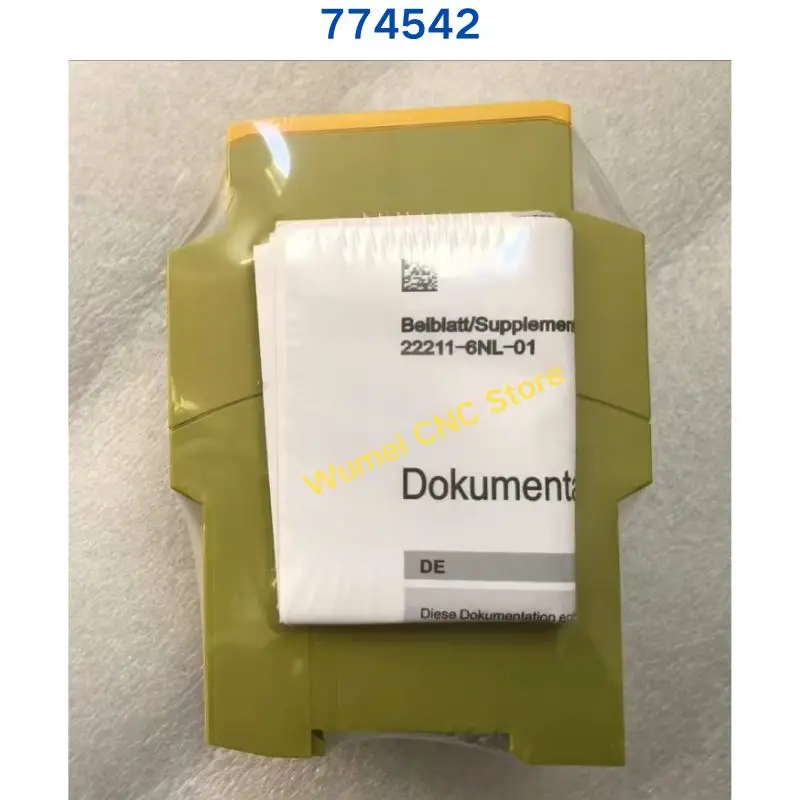 Совершенно новое реле PILZ PNOZ XV3 774542