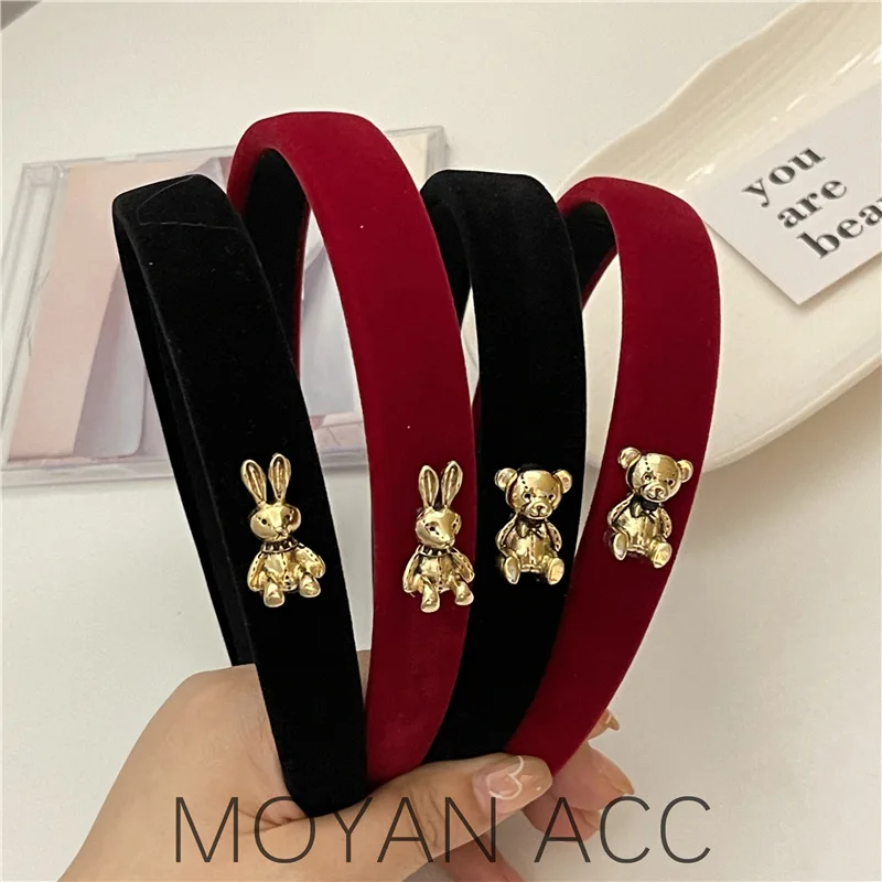

Rabbit Bear Velvet Texture Headband Retro High Sense High Skull Top Black Red Temperament Hairpin Headband