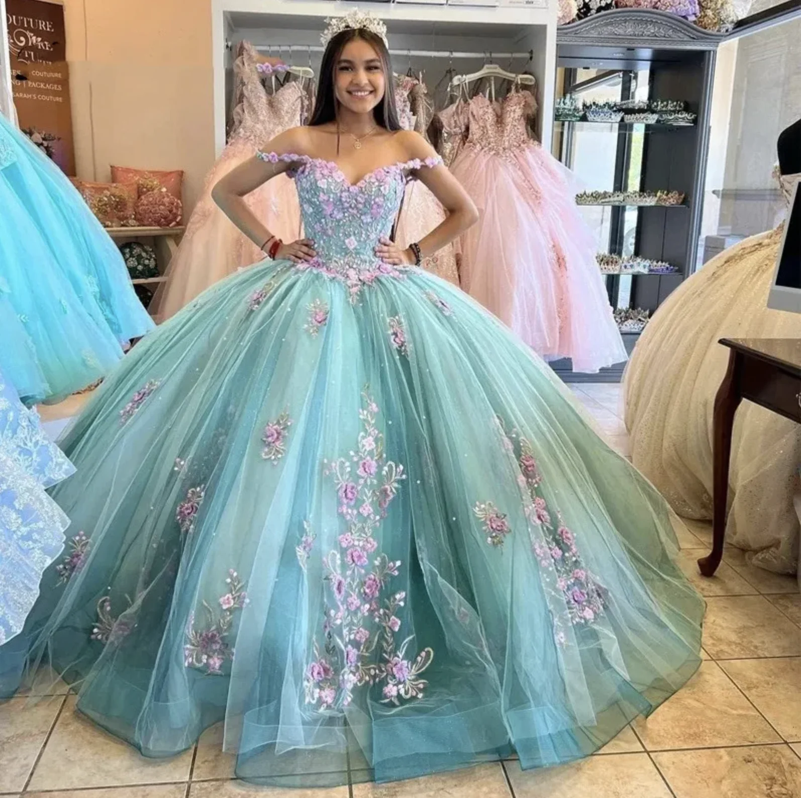 

Princess 3D Flowers Quinceanera Dresses 2023 Off Shoulder Appliques Beads Lace-up prom Mexi Sweet 16 Dress Vestidos De 15 Anos