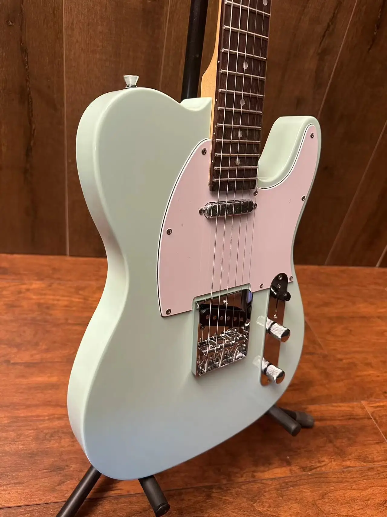 

TL Electric Guitar Rosewood Fingerboard Green Color High Quality Guitarra Free Shipping